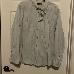 Orvis active fit long sleeved button down shirt, light blue, size large